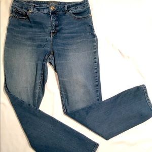 Chico’s So Lifting from the So Slimming Collection Sz 1.5 (10)